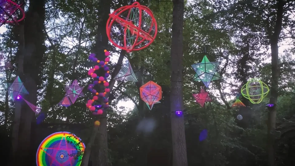 Funky String Fings – Day