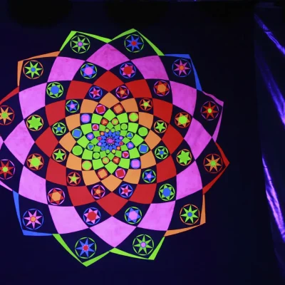 Spiralling Shapes - &copy;Funky String Fings