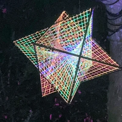 Medium Star - &copy;Funky String Fings