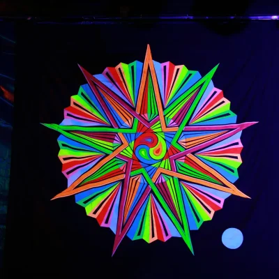 Fluted Nanogram - &copy;Funky String Fings